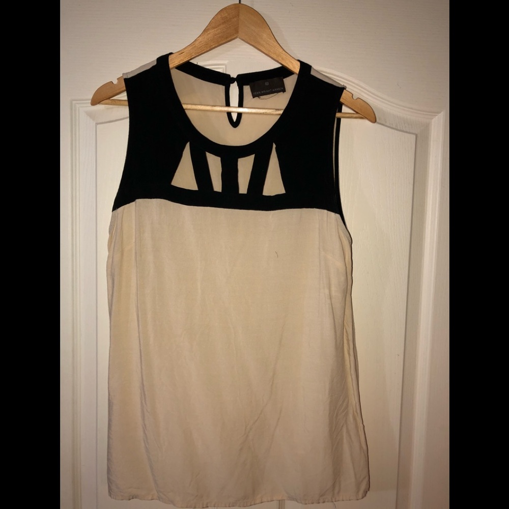 Sleeveless dress blouse